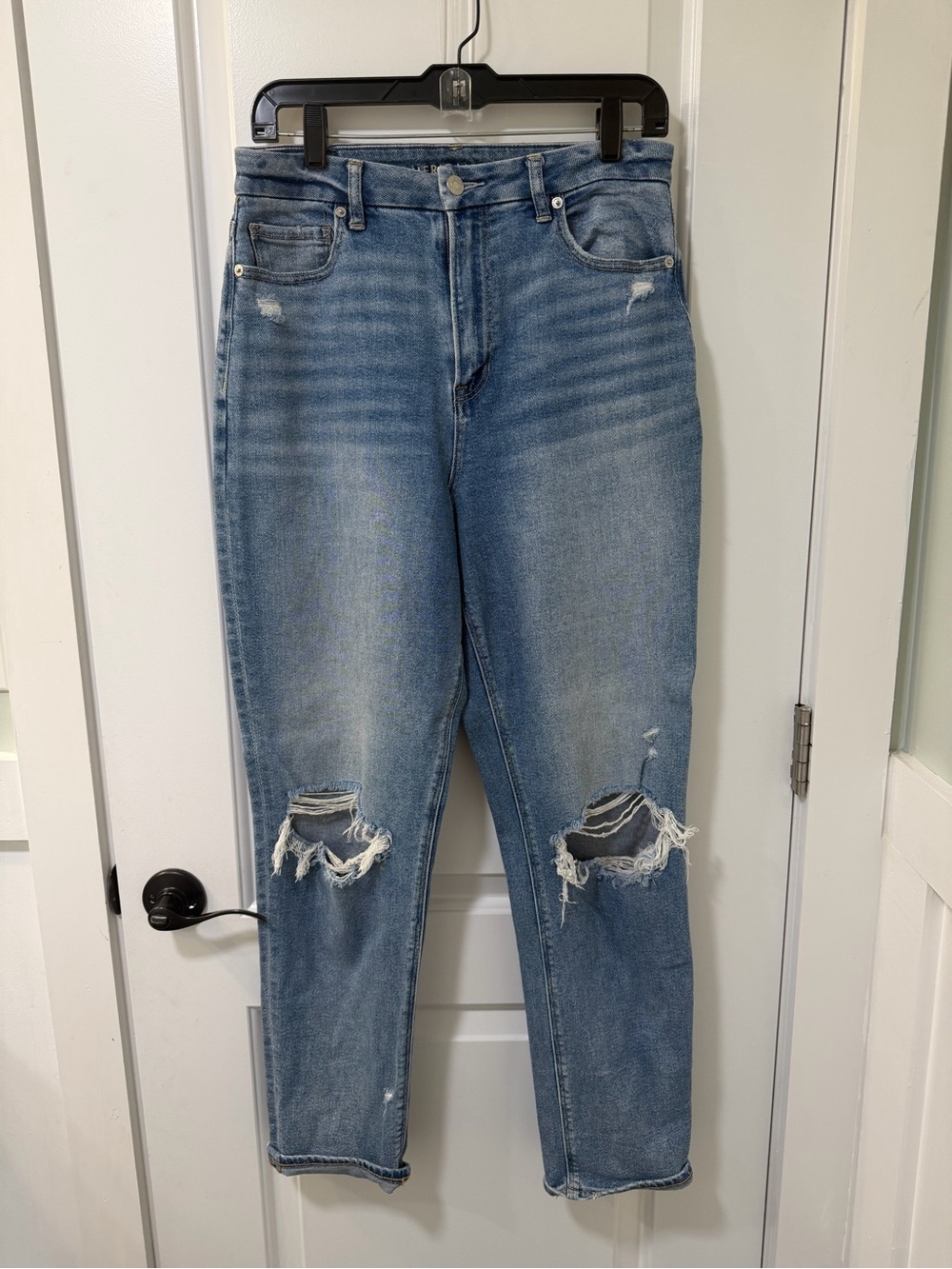 American Eagle Curvy Mom Jean